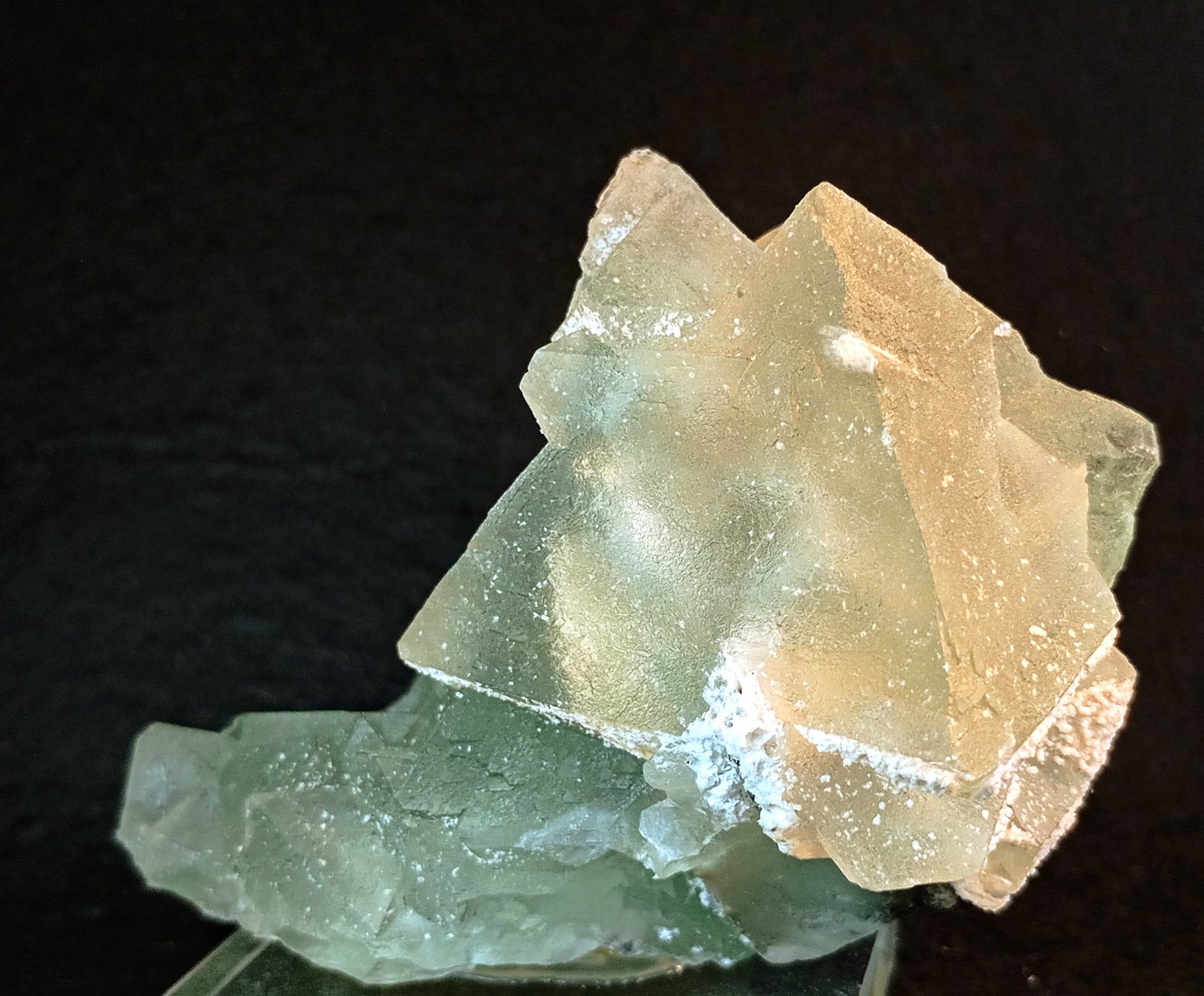 Fluorita
8 x 7 cm.
(Autor: Felipe Abolafia)