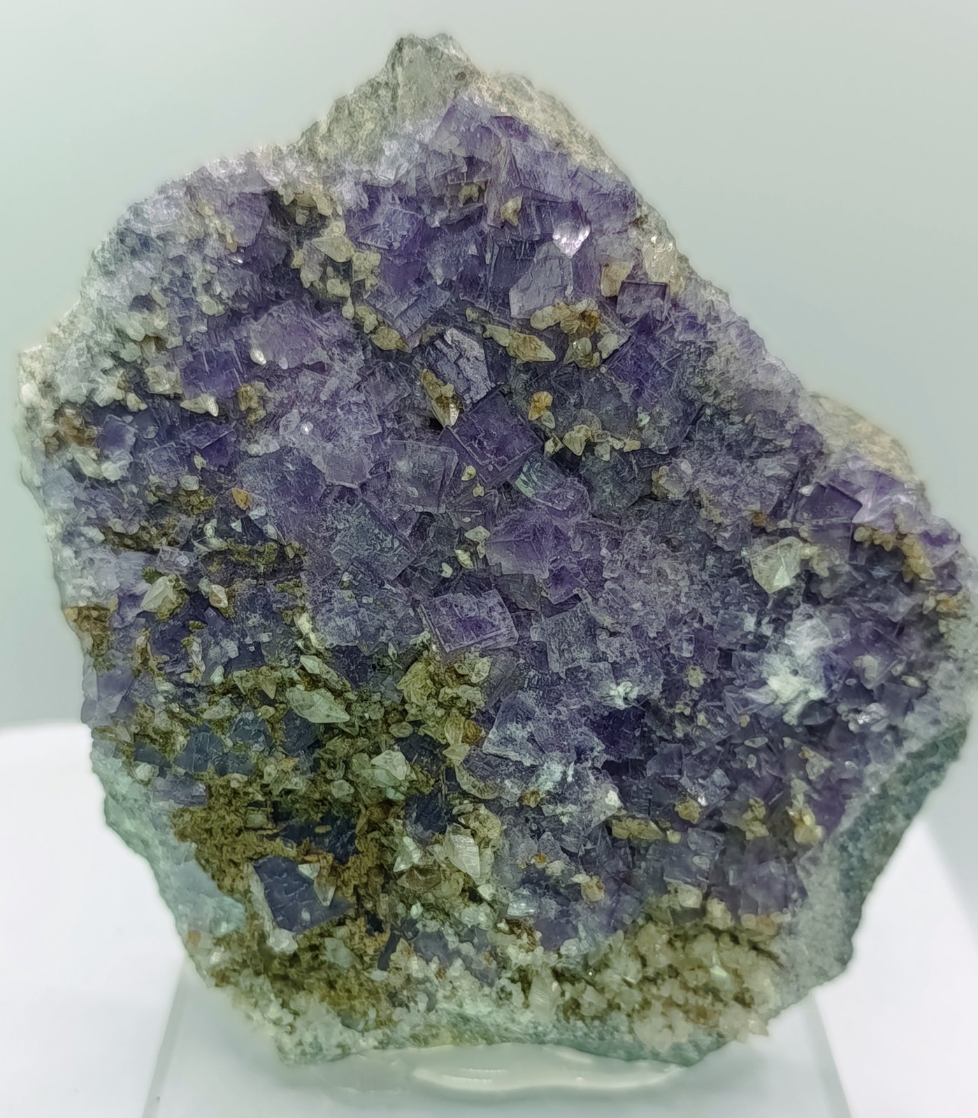 Fluorita morada.
10x7 cm
(Autor: AntonioJesus)