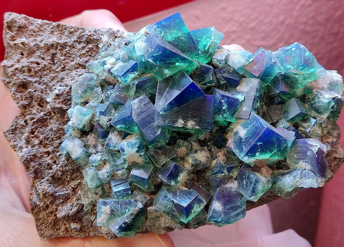 Fluorita
18 cm
(Autor: Cesar M. Salvan)