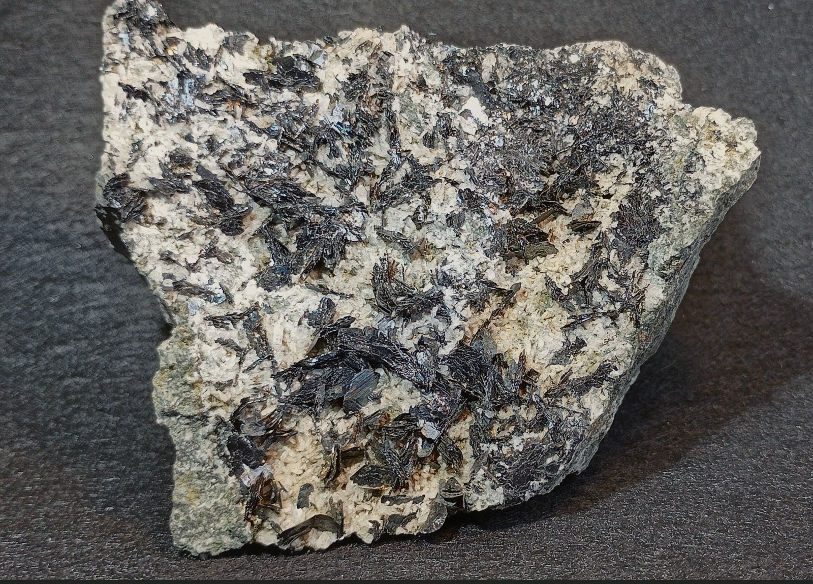 Hematites
7 x 9 cm.
(Autor: Felipe Abolafia)