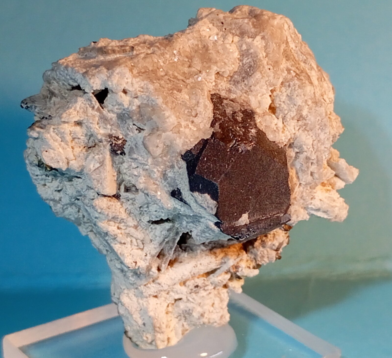 Galena
Linares, Comarca Sierra Morena, Jaén, Andalucía, España
3,5 x 3,5 x 2,5 cm.
(Autor: Felipe Abolafia)