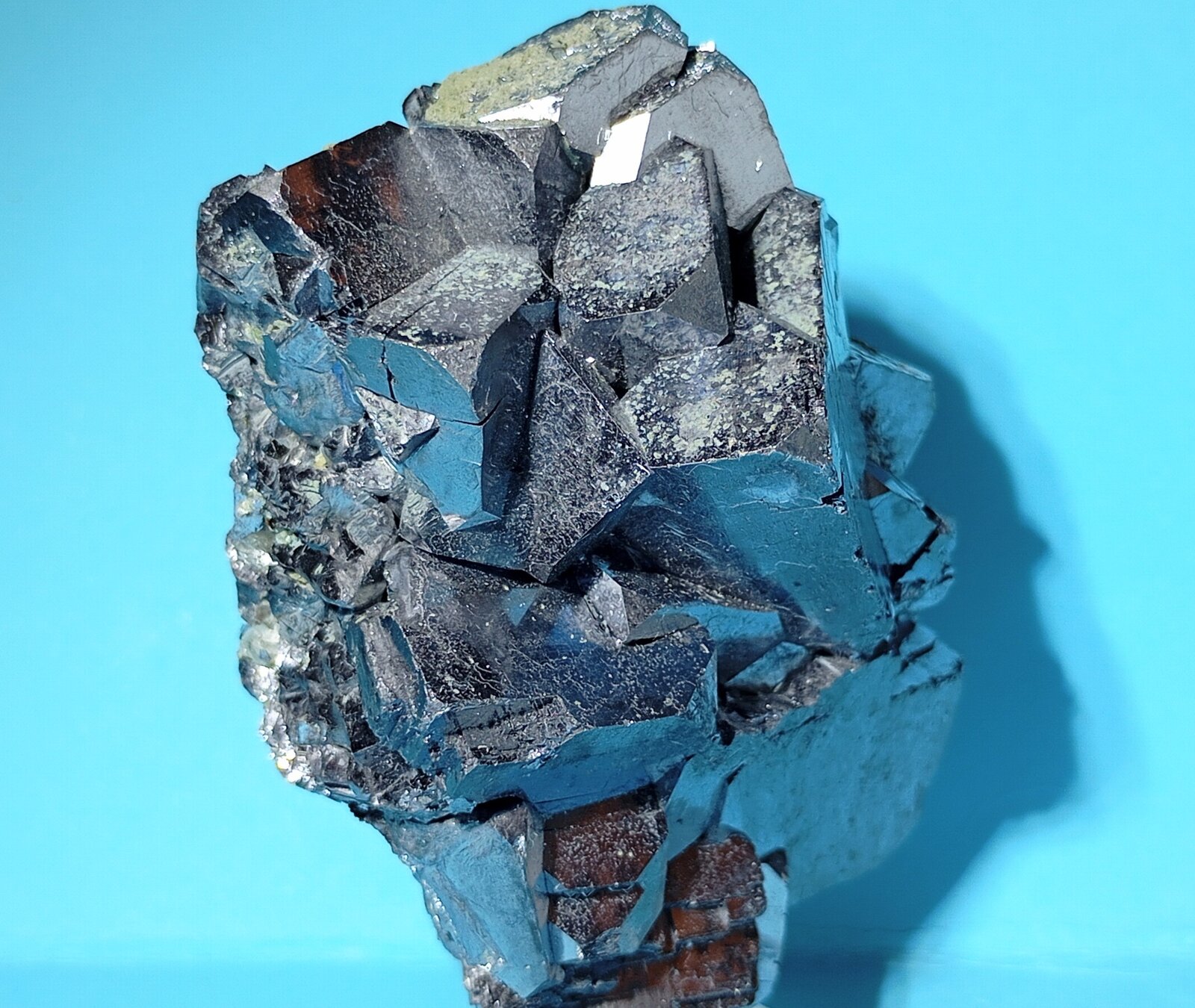 Galena
Mina Borieva, Zona minera Madan, Montes Rhodope, Smolyan Oblast, Bulgaria
7 x 5 x 3 cm.
(Autor: Felipe Abolafia)