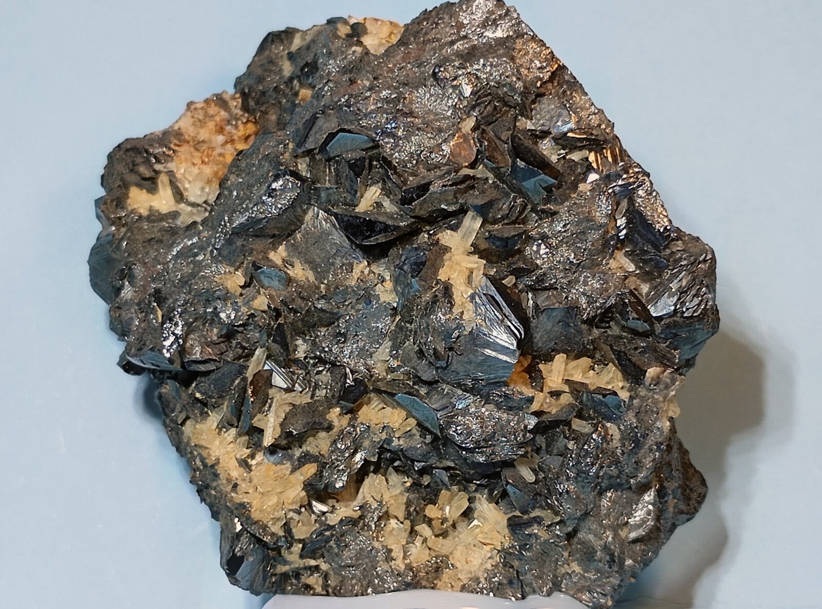 Hematites
Isla de Elba, Provincia Livorno, Toscana, Italia
5 x 5 cm.
(Autor: Felipe Abolafia)