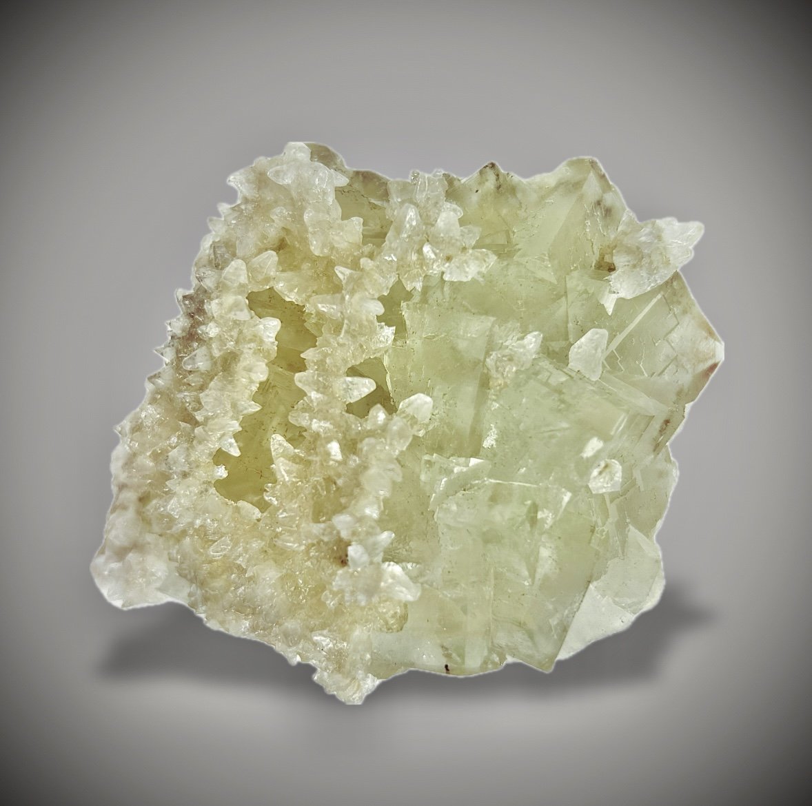 Fluorita y Calcita
8,5x7cm.
(Autor: castrominerals)
