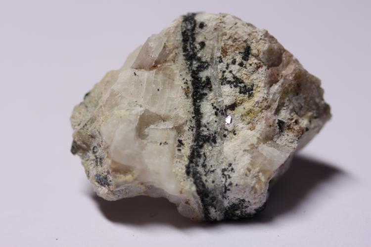 Breithauptita
38x31x15 mm
(Autor: carles)