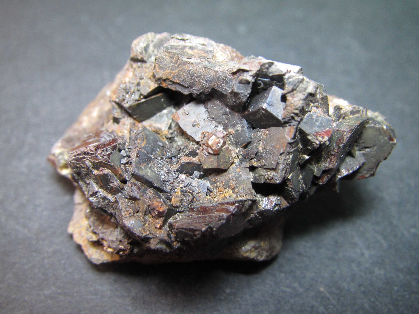Pirita, siderita
5 x 4 cm.
(Autor: prcantos)