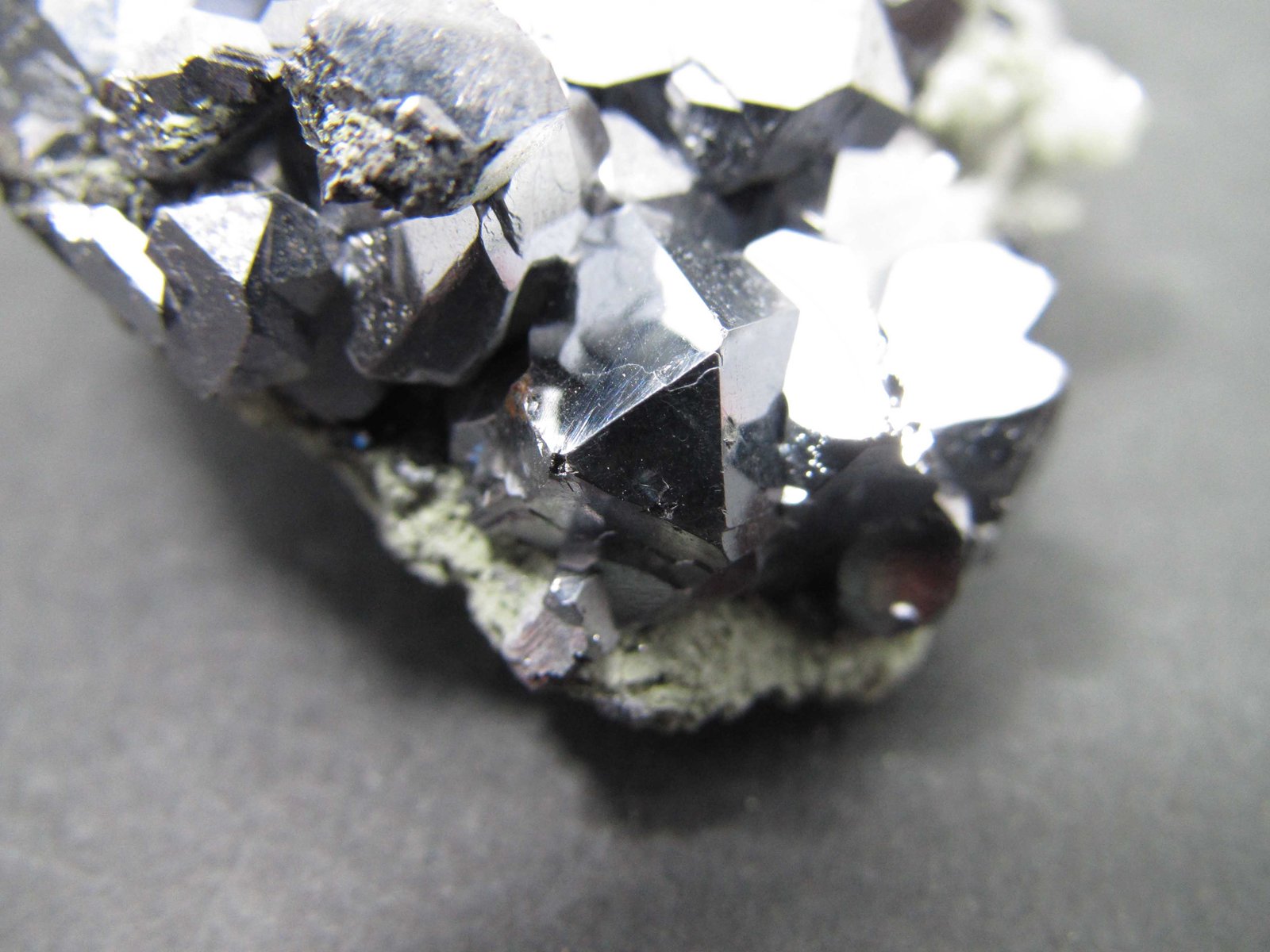 Galena
3'5 cm. ancho de campo
(Autor: prcantos)