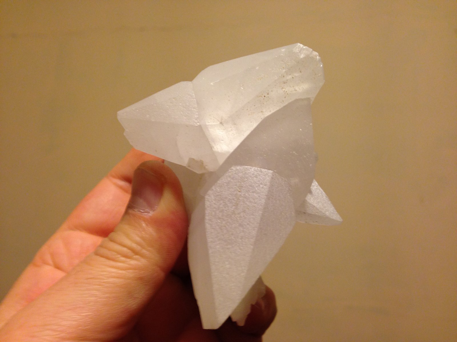 Calcita
8.5 x 6 x 5 centimetros
(Autor: Ricardo Melendez)