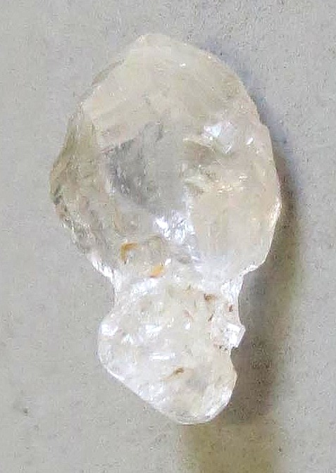 Fenaquita
3 x 2 x 2,2 mm
(Autor: Anisio Claudio)