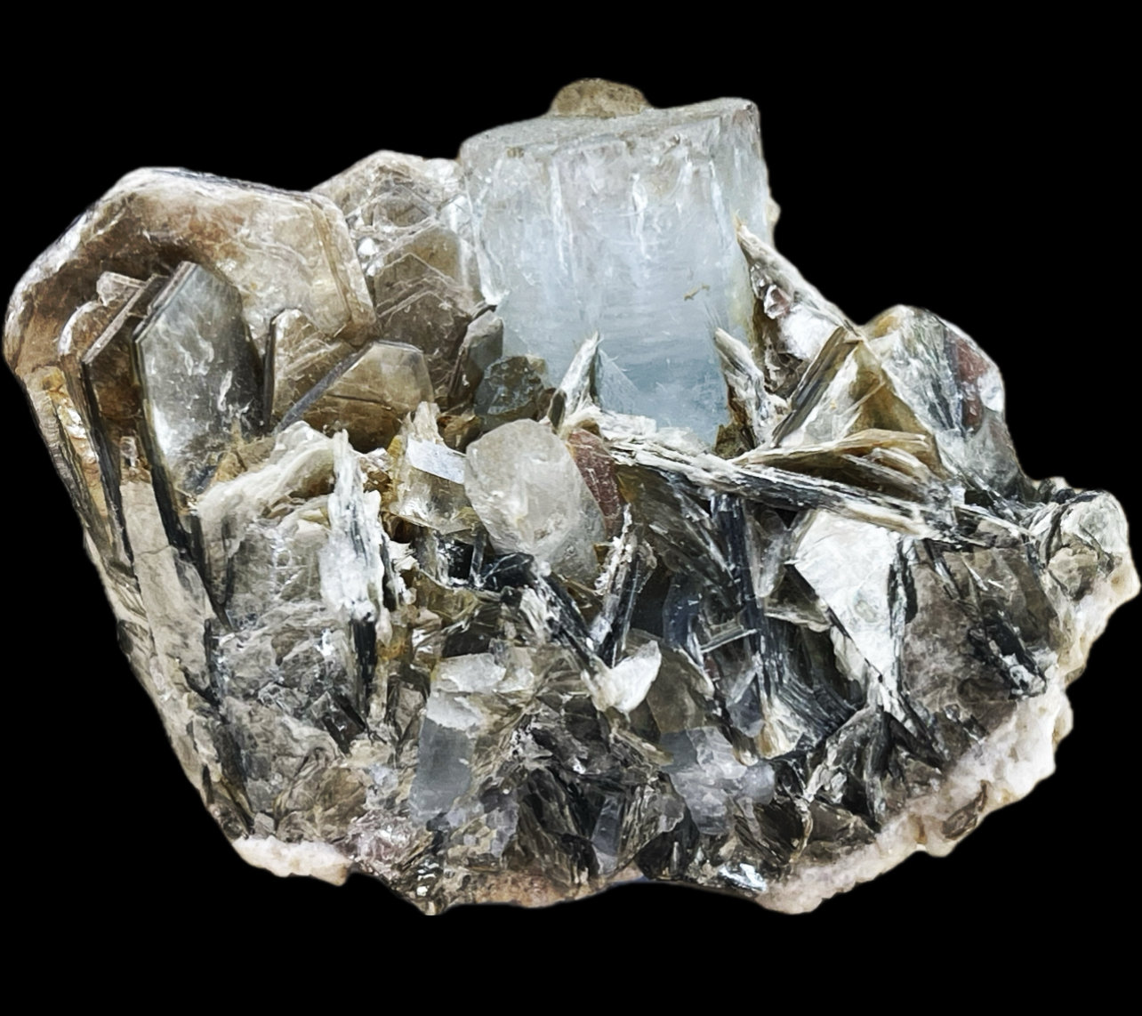 Berilo (variedad aguamarina) y Moscovita
5,5x4cm
(Autor: castrominerals)