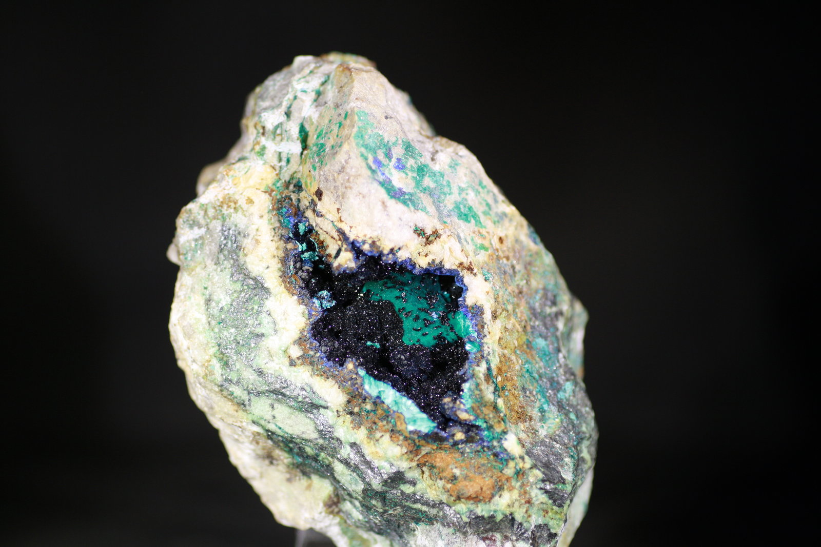 Tirolita y Azurita
7,5x6,5 cm
(Autor: minero1968)