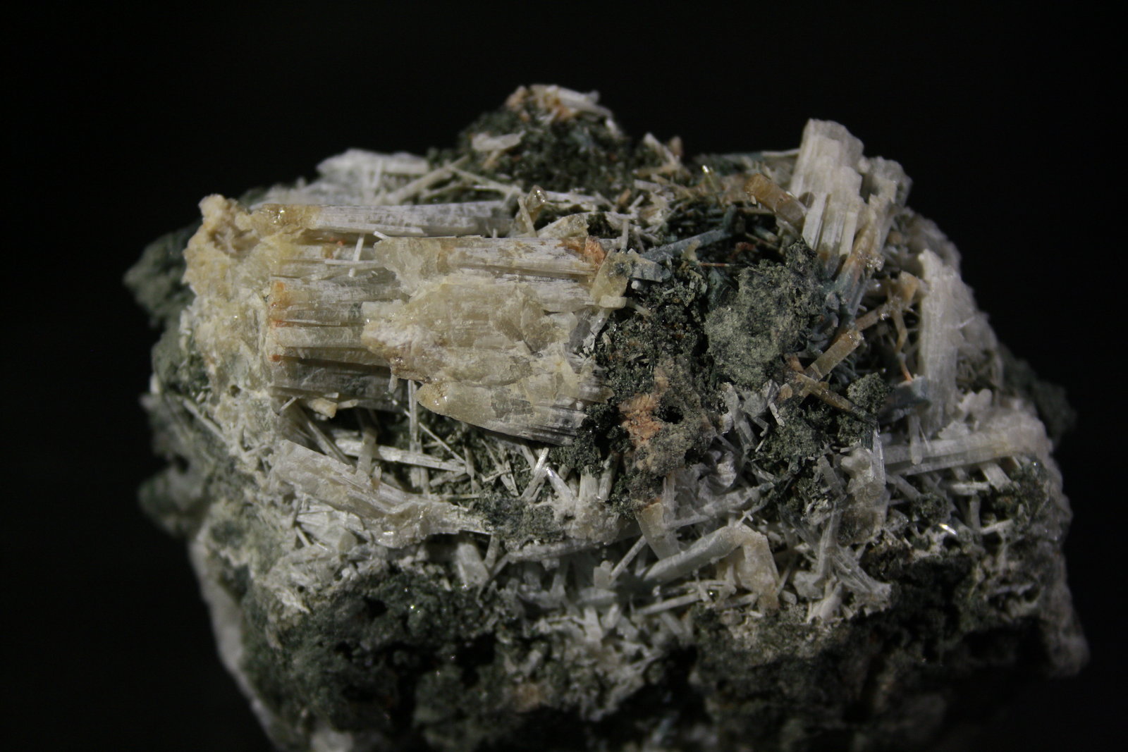 Escapolita
8,5x6 cm
(Autor: minero1968)