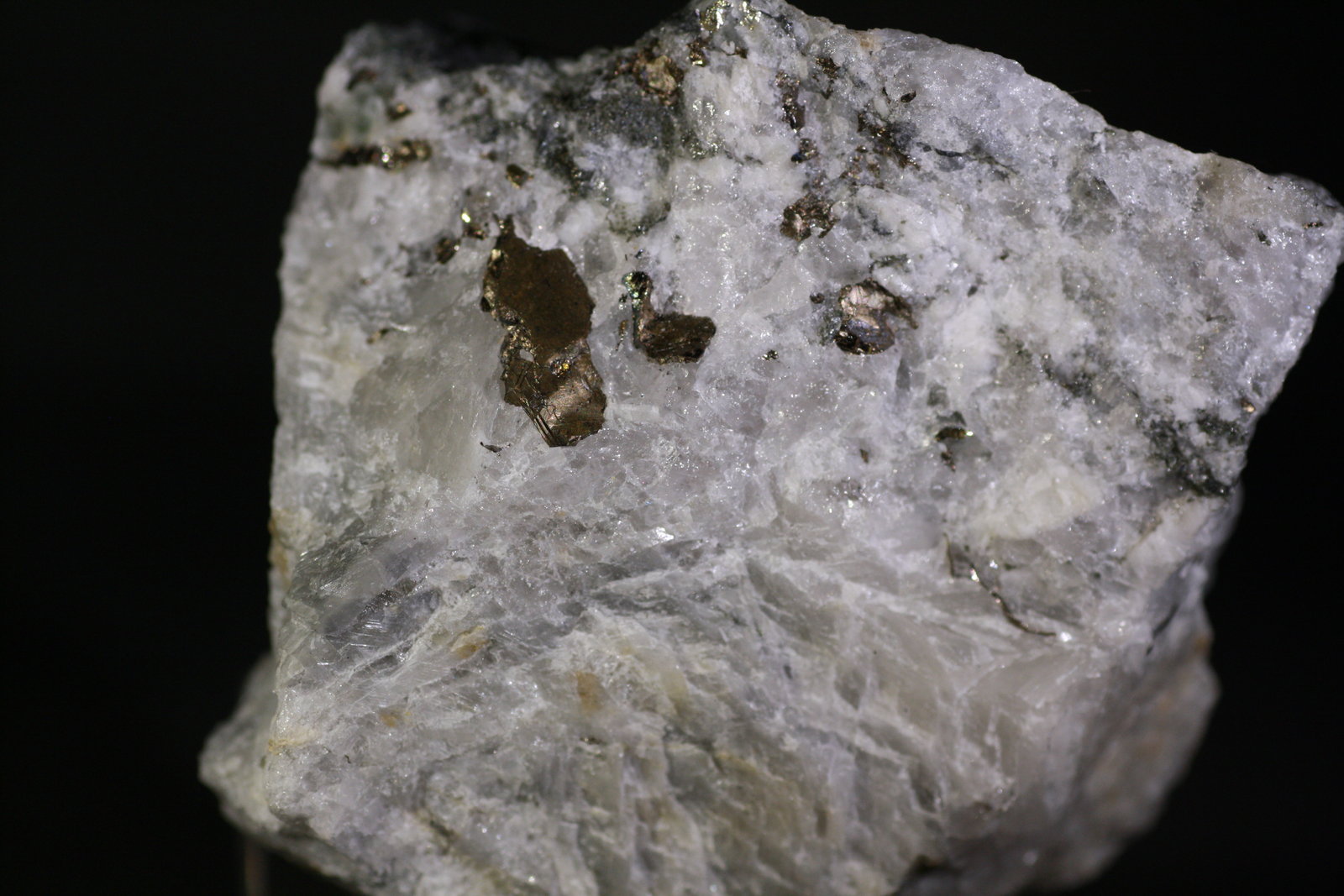 Pirrotita
6x6,5 cm
(Autor: minero1968)