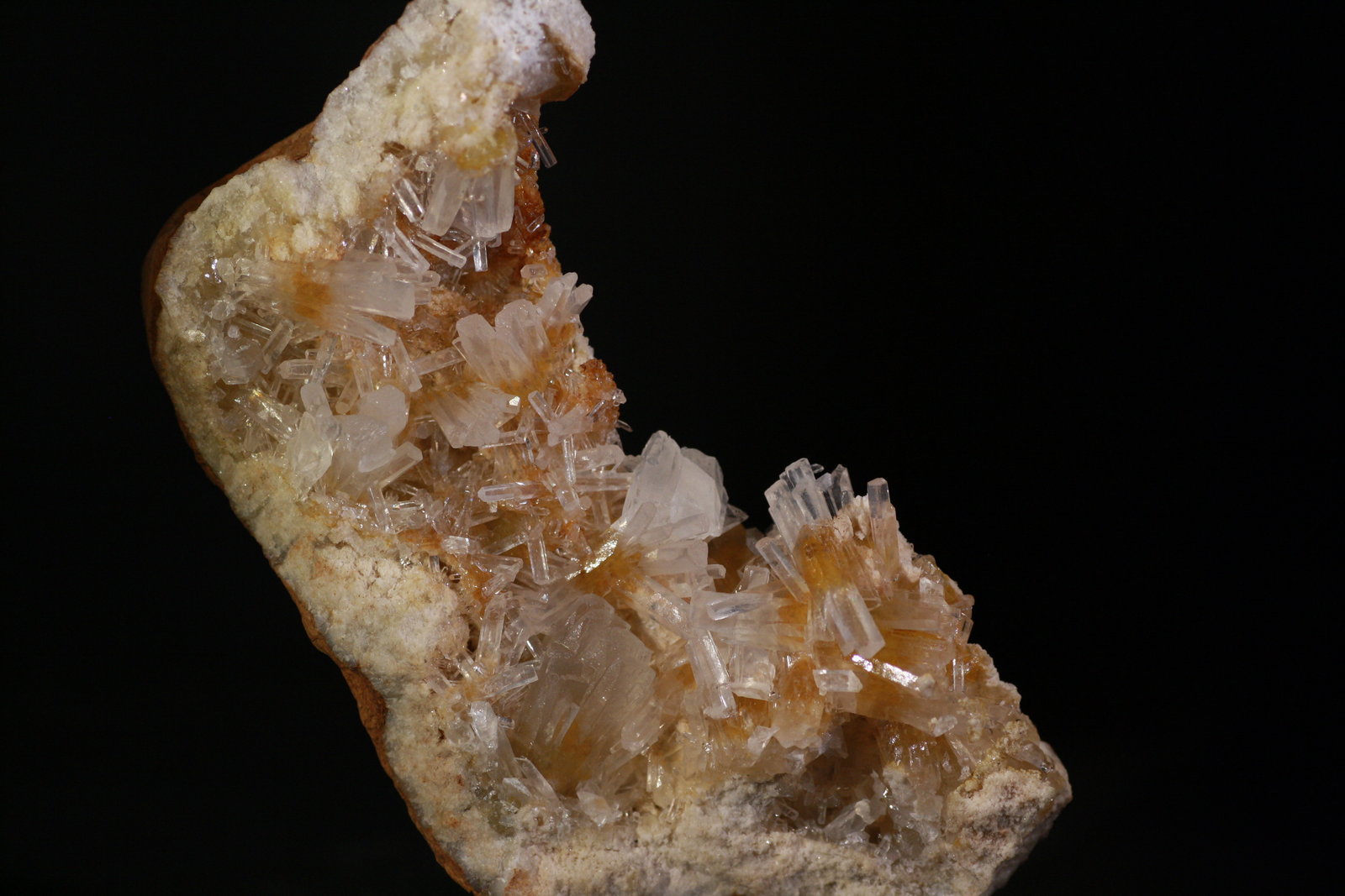 Calcita
9,5x5,5 cm
(Autor: minero1968)