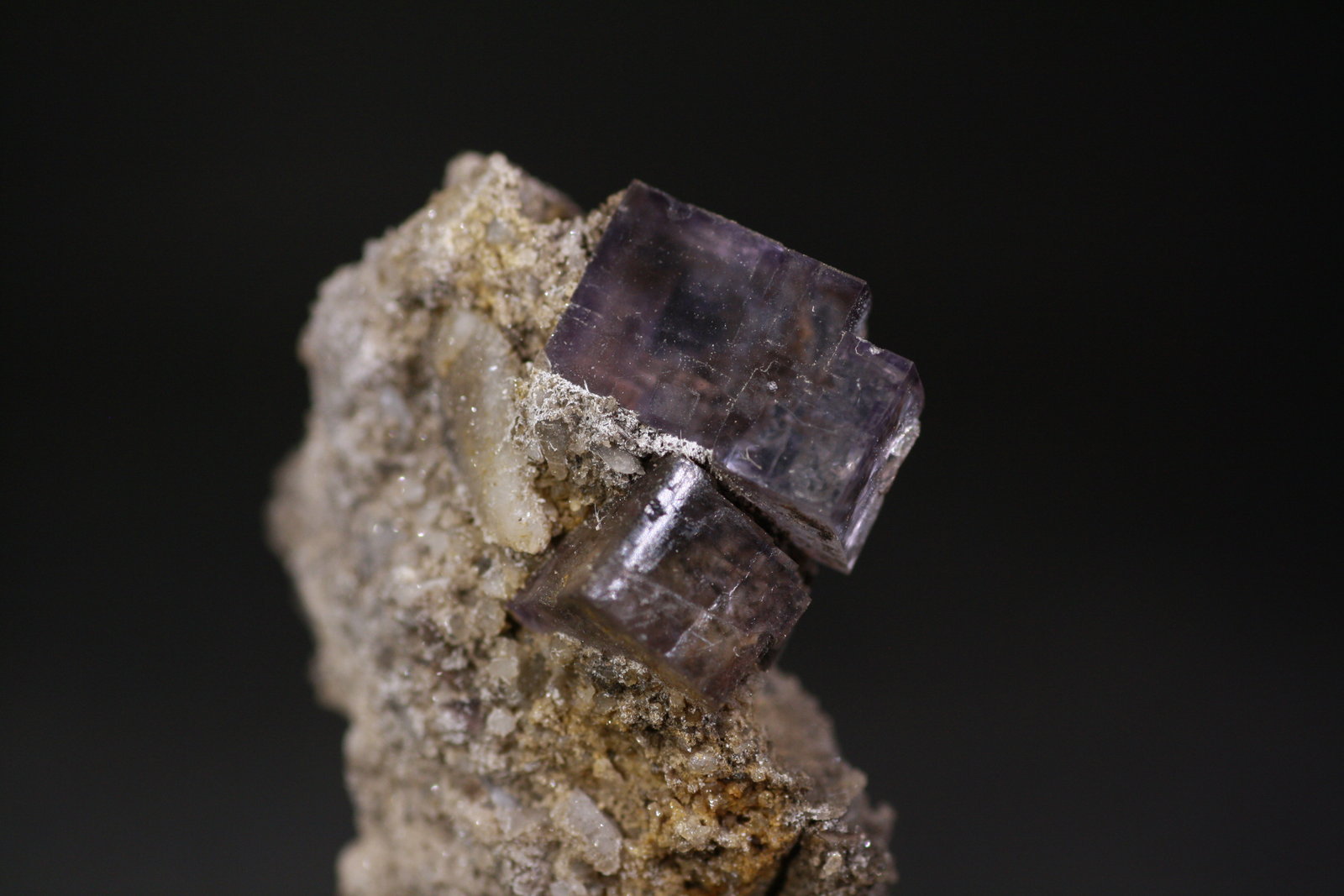 Fluorita
2,5x4,5 cm
(Autor: minero1968)