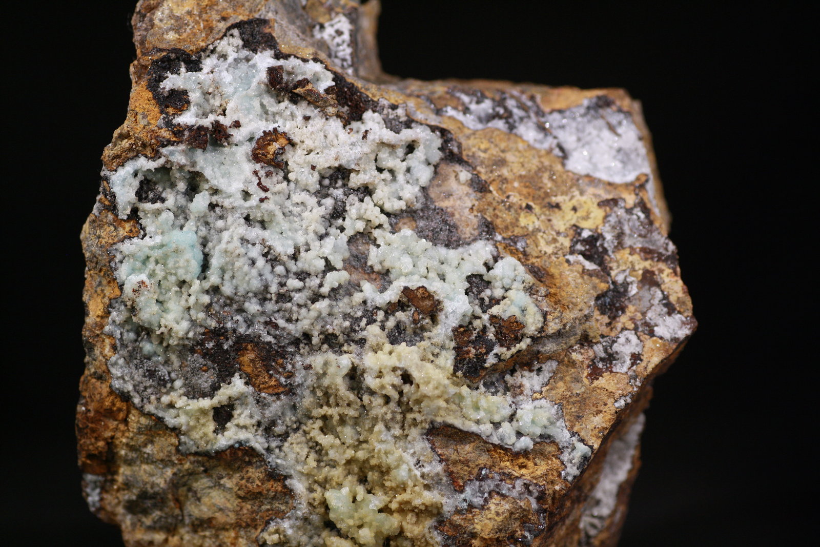 Hemimorfita
7,5x9 cm
(Autor: minero1968)