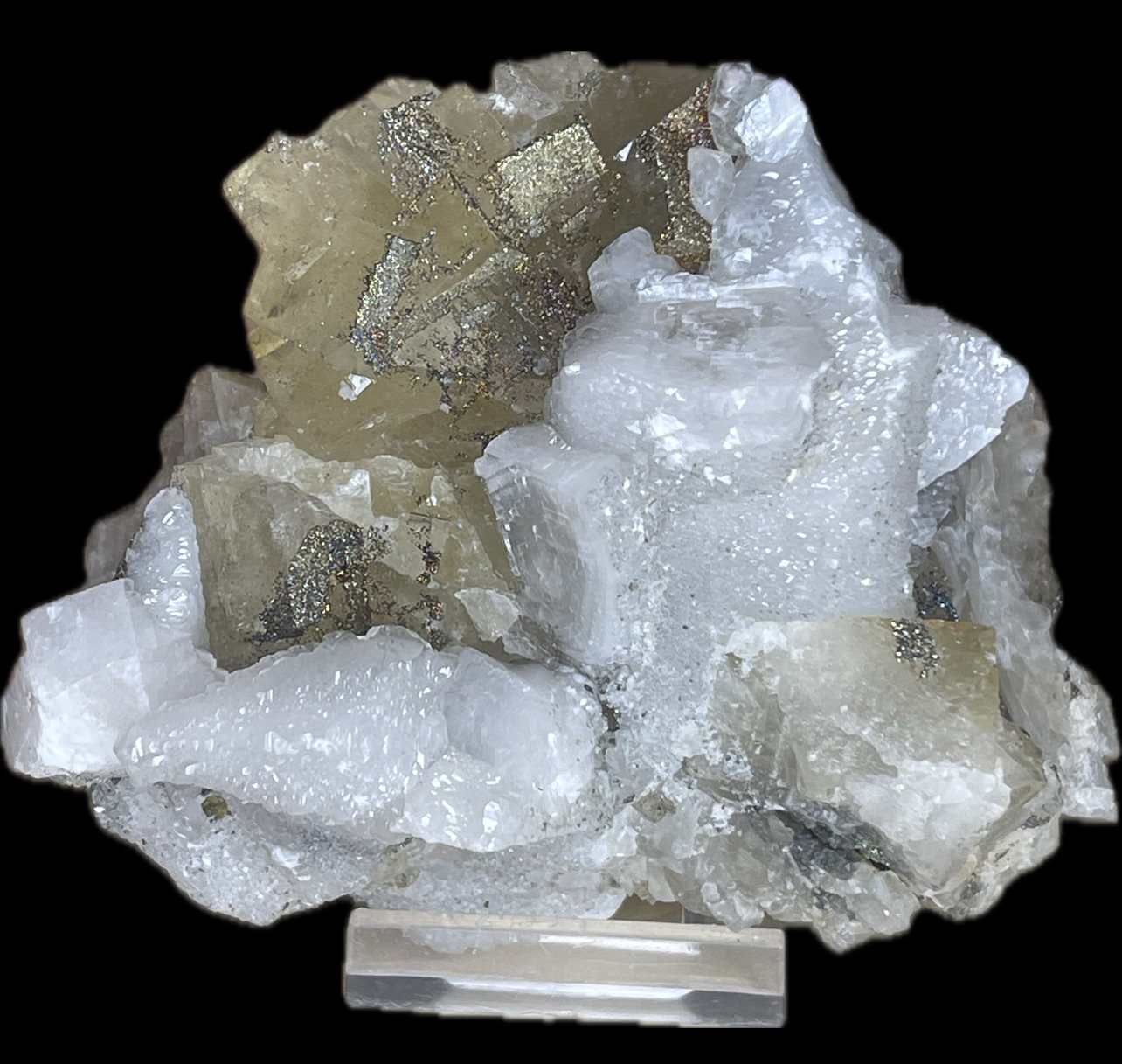 Fluorita, Calcita y Pirita
10x9cm
(Autor: castrominerals)