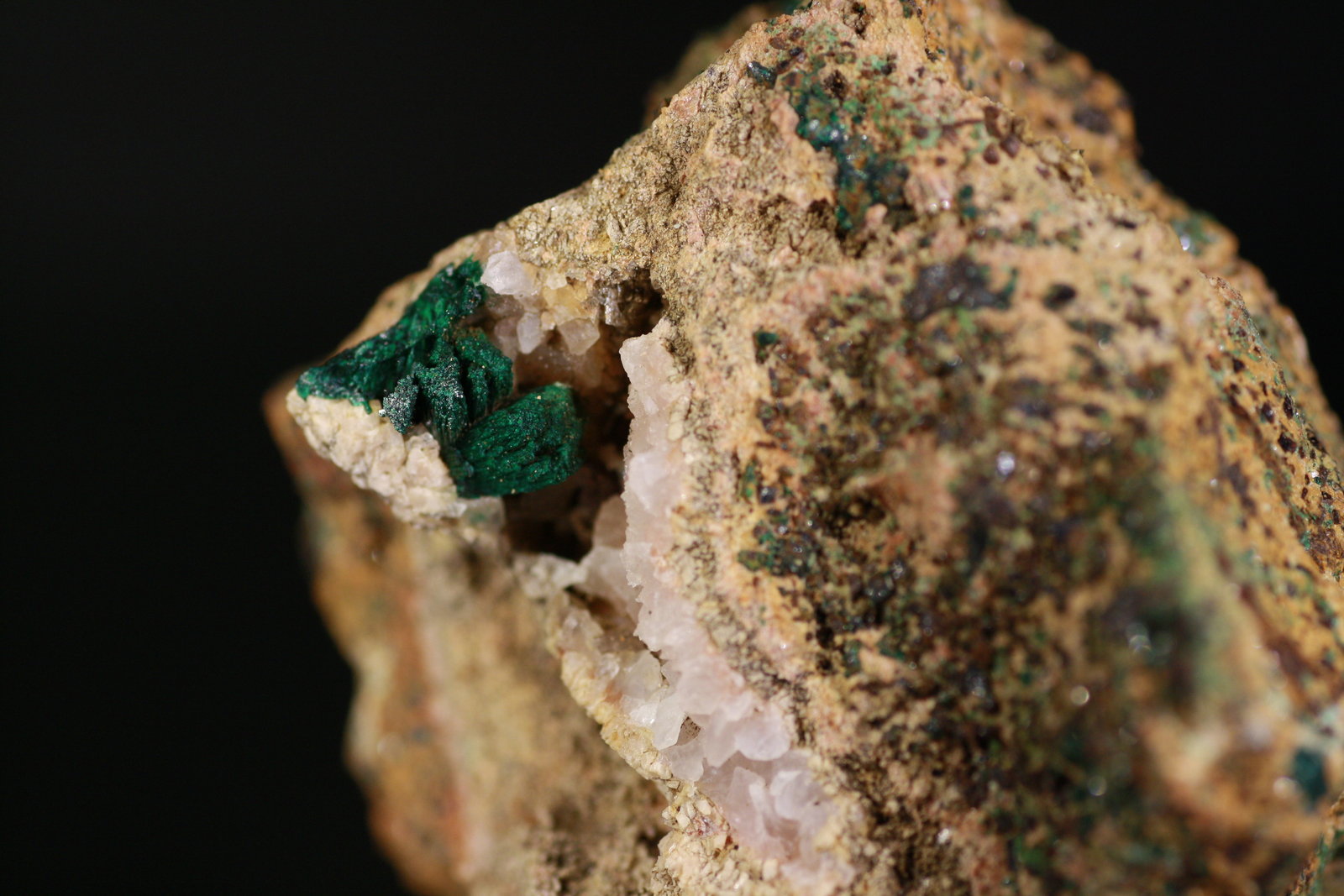 Malaquita
Grupo de cristales 1,5 cm
(Autor: minero1968)