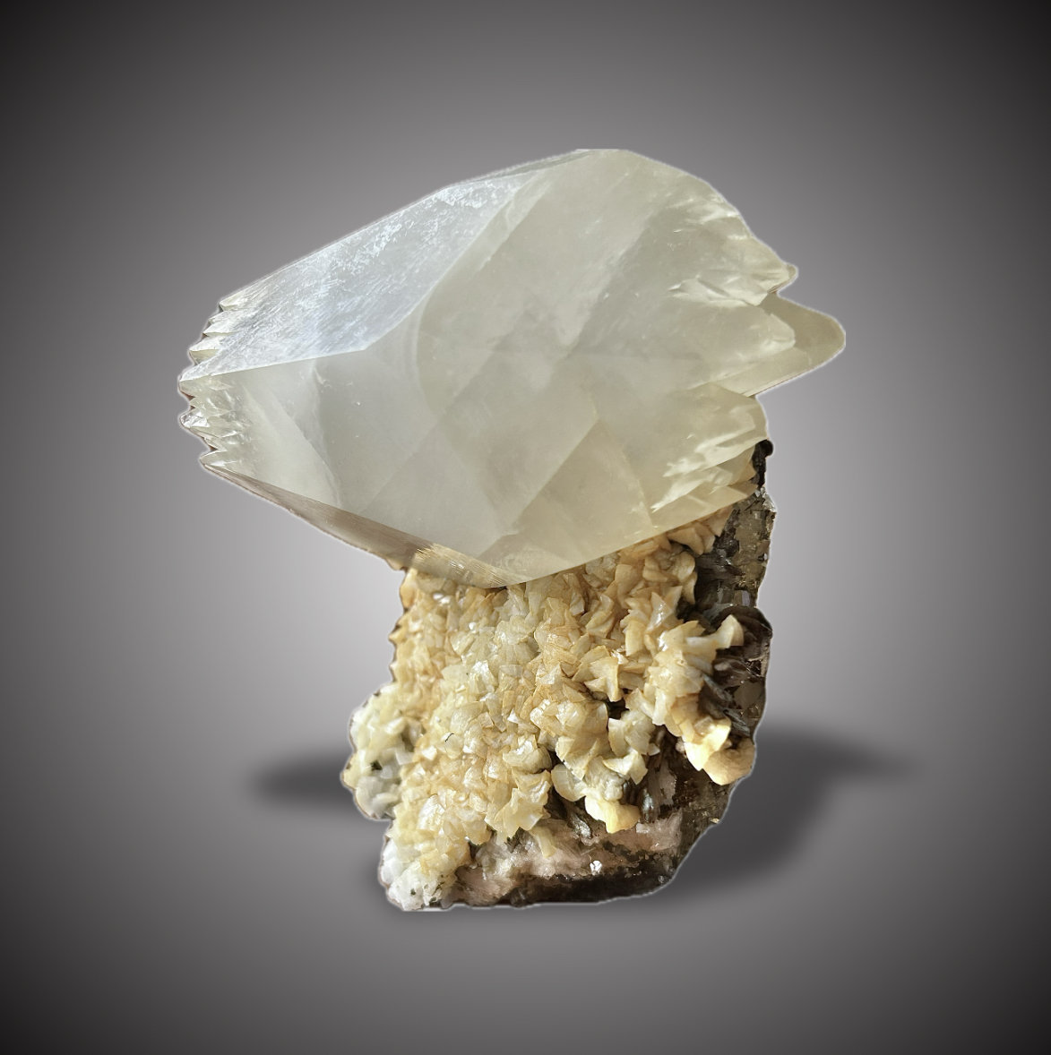 Calcita y Dolomita
10x8cm.
(Autor: castrominerals)