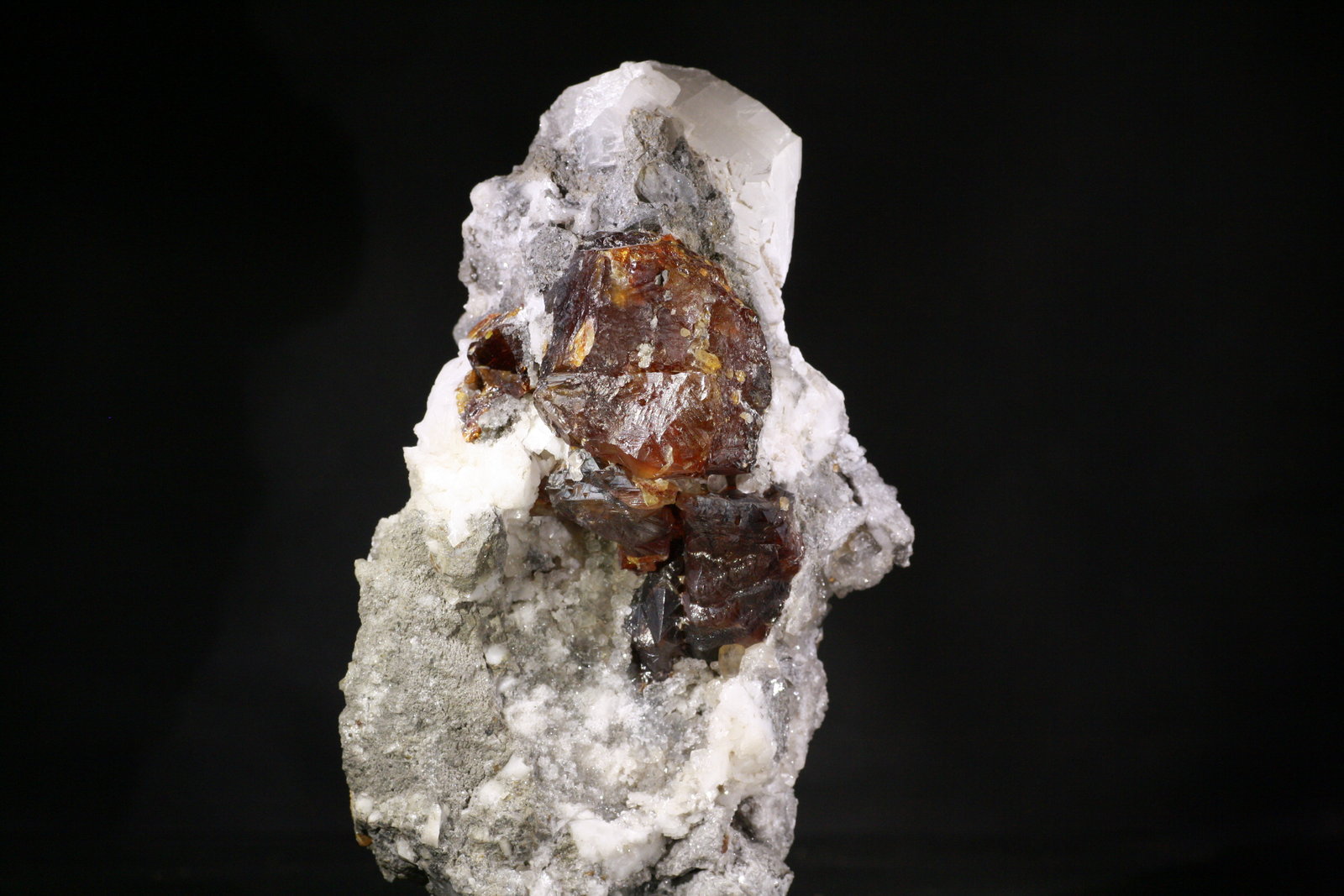 Esfalerita
8x15,5 cm
(Autor: minero1968)
