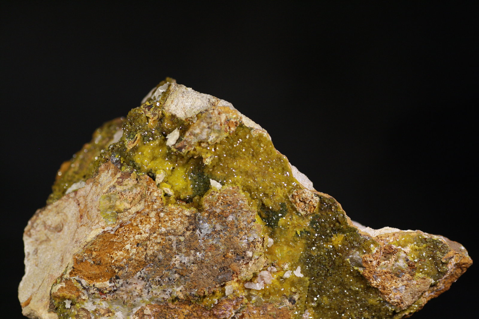 Piromorfita, Cerusita
12x7 cm
(Autor: minero1968)