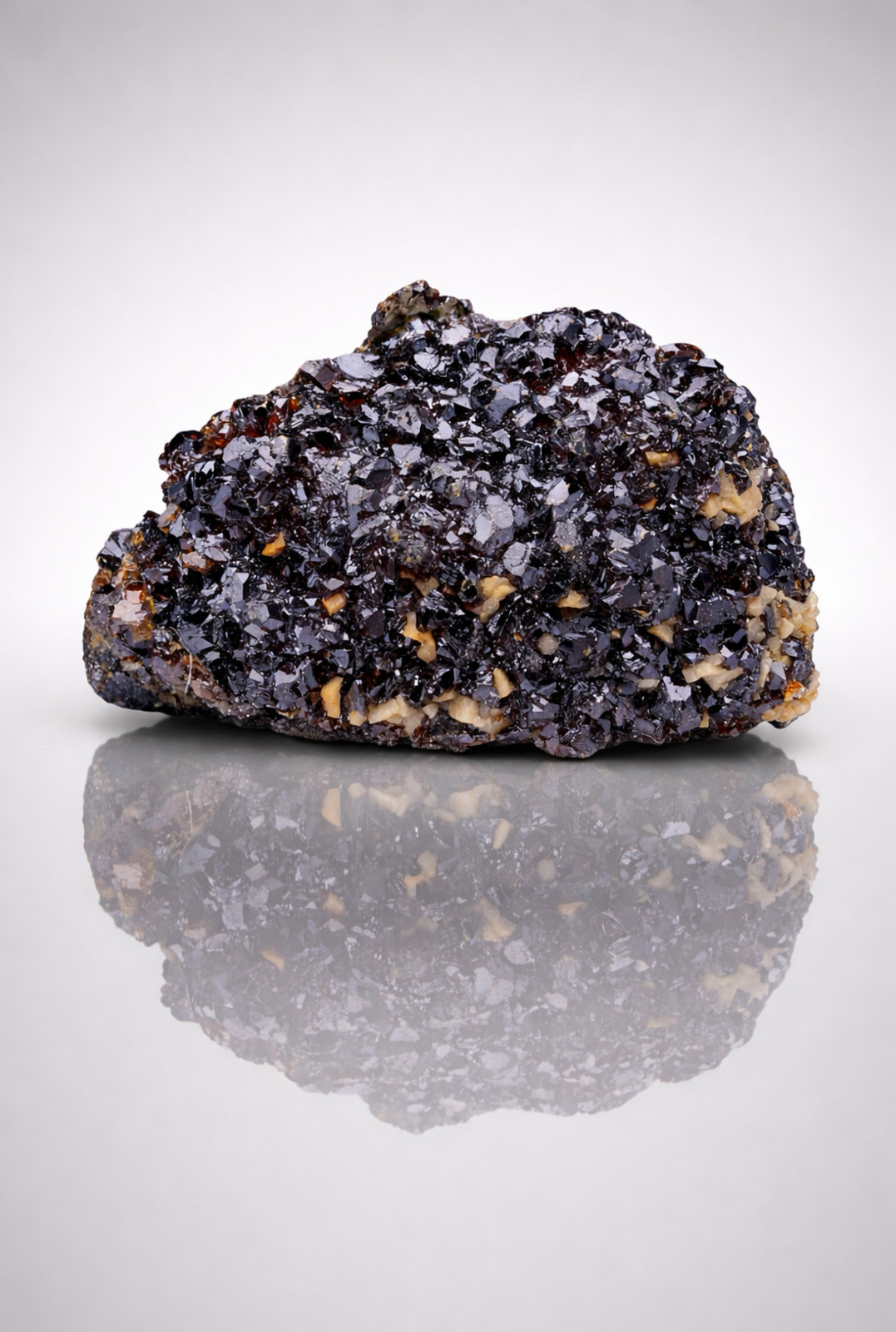 Esfalerita y Dolomita
6x4,5cm.
(Autor: castrominerals)