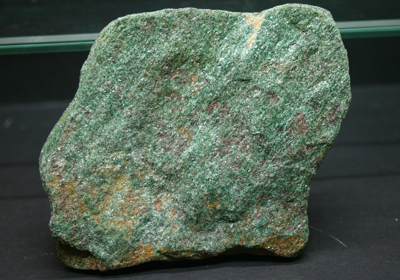Moscovita (variedad fuchsita)
113mm - 82mm - 33mm
(Autor: Pedro Naranjo)