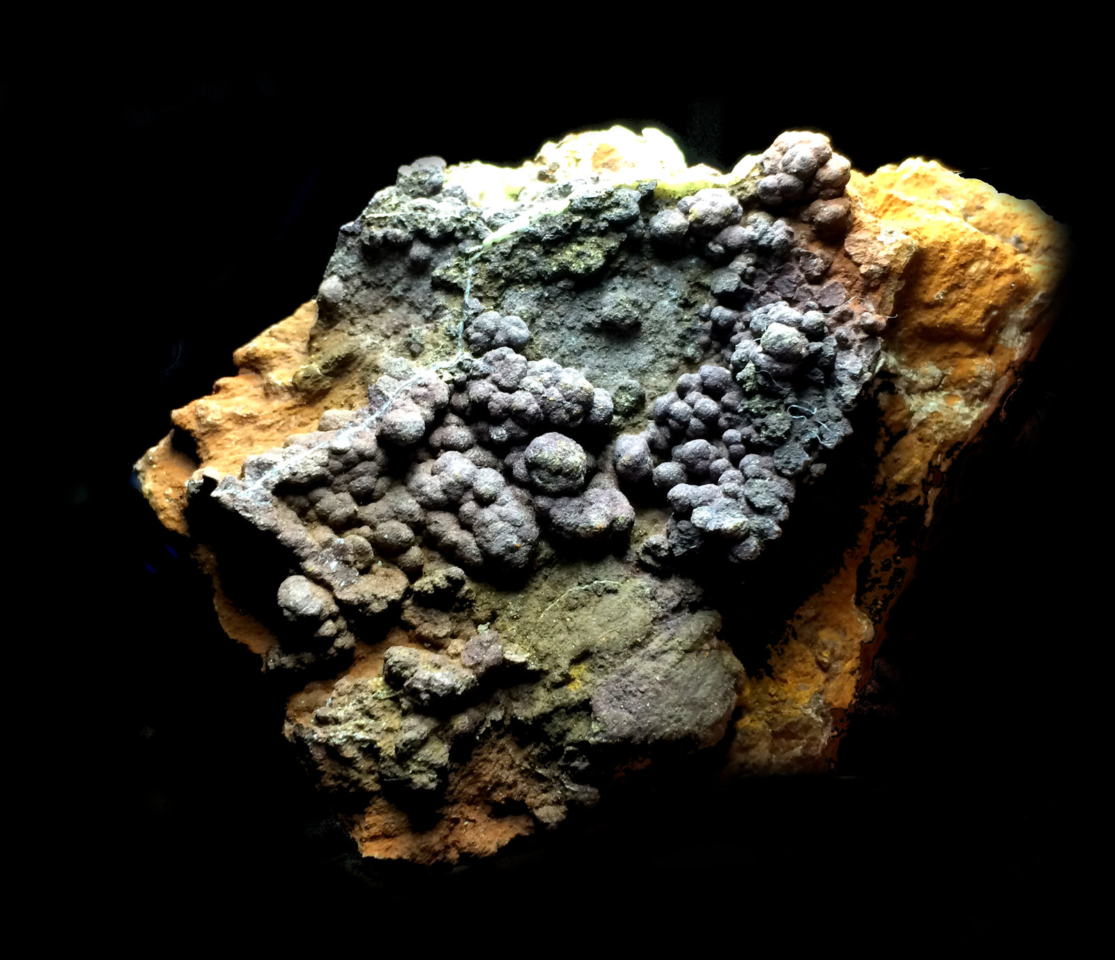 Goethita
6x5cm
(Autor: Obsi)