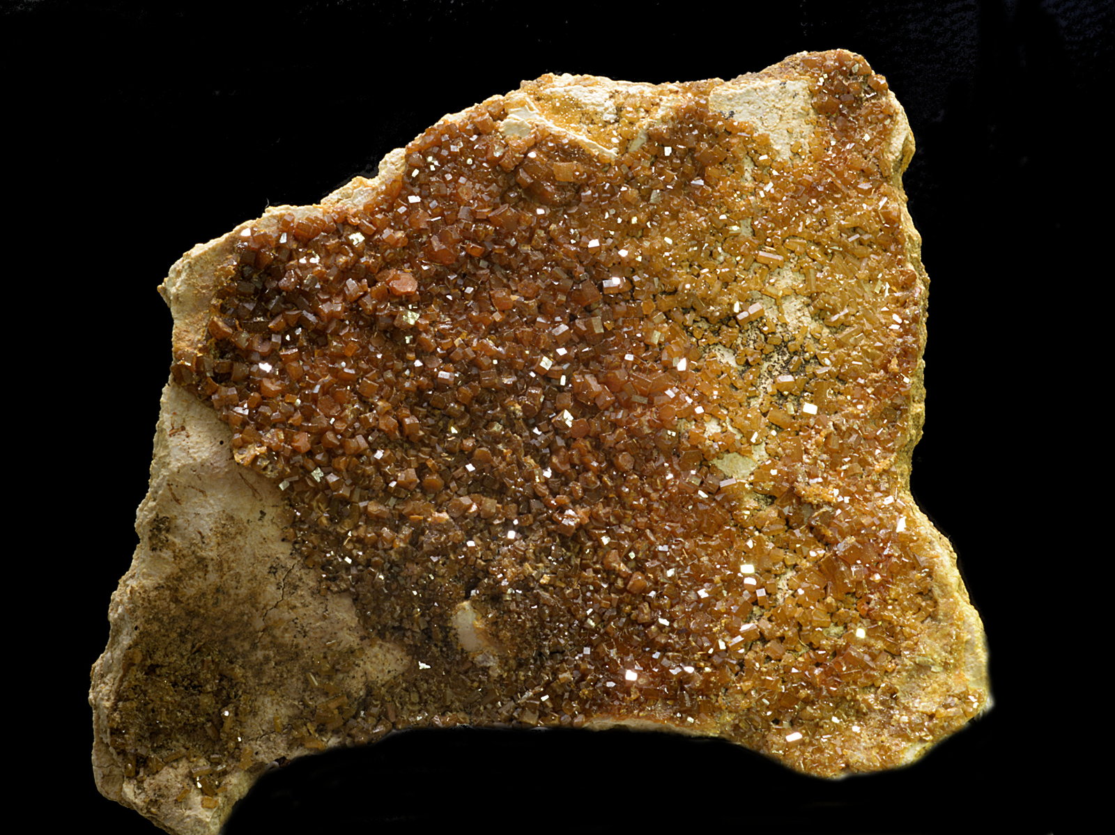 Vanadinita
60 x 50 mm
(Autor: Antonio Carmona)