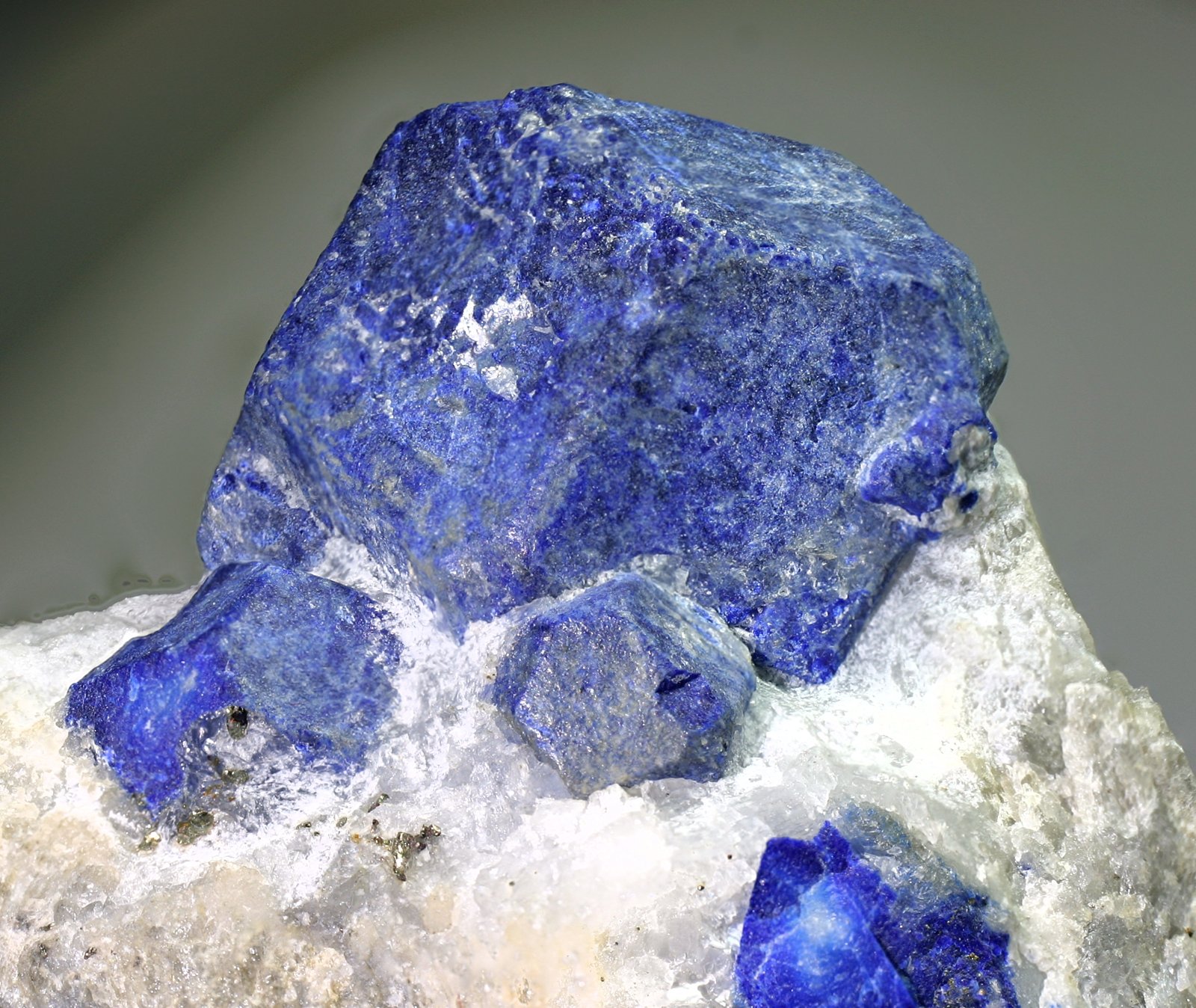 Lazurita
cristal mayor 30x30 mm
(Autor: Ramon A  Lopez Garcia)