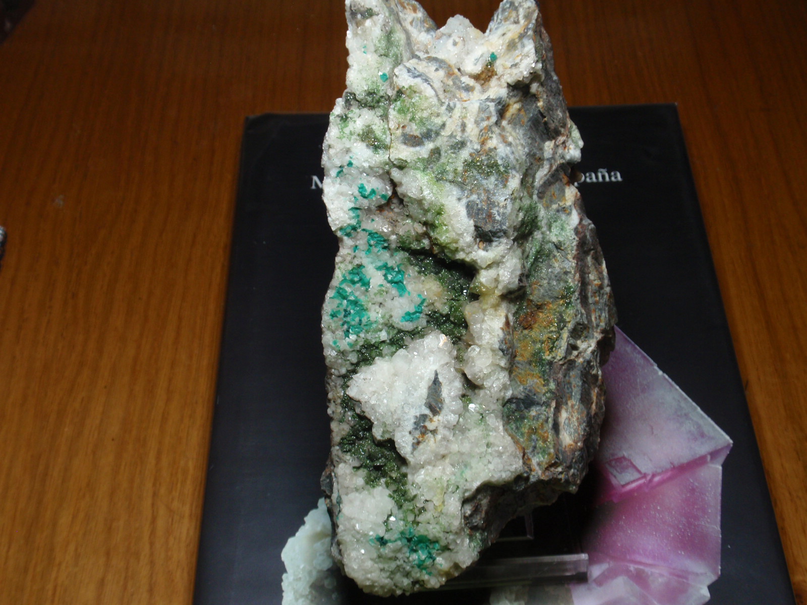 Libethenita
90x160 mm
(Autor: Ignacio)