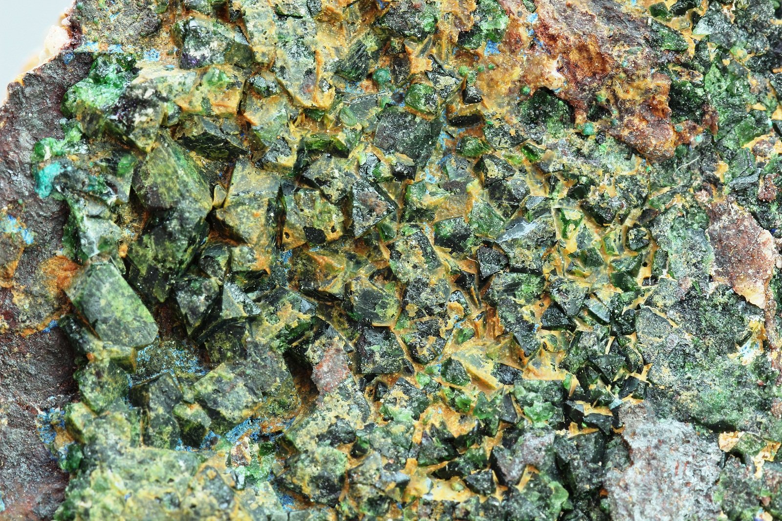 Libethenita
64x45 mm
(Autor: Juan Espino)