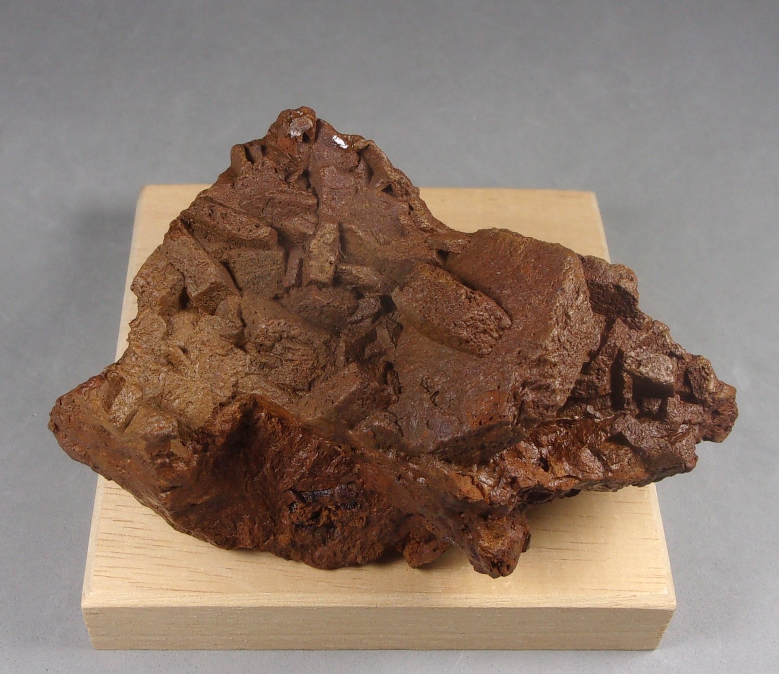 limonita pseudomorfica
9,5 x 5,7 x 4,4 cm. 132,6 g.
(Autor: J. G. Alcolea)
