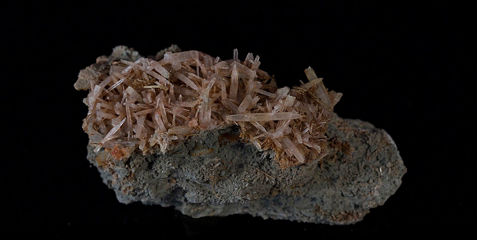 Aragonito
2.8 x 4.5 cm
(Autor: Ángel Rodríguez Benavent)