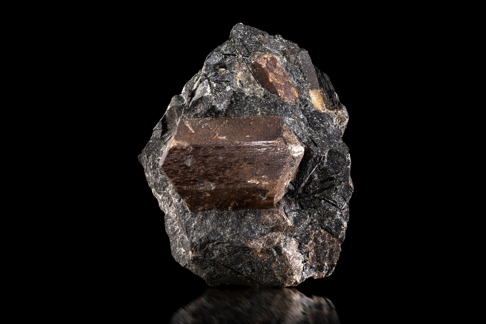 Lorenzenita
7 x 7 x 6 cm / Cristal principal: 4.6 cm.
(Autor: Museo MIM)