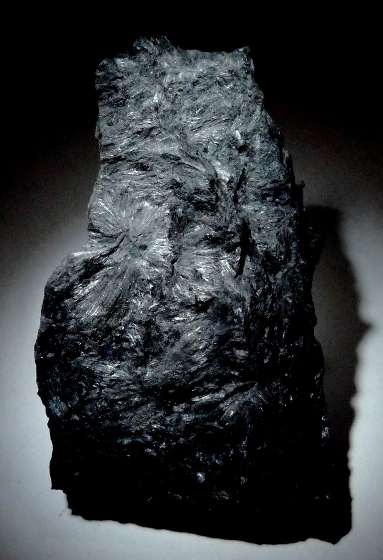 Ludwigita.
80x50 mm.
(Autor: Jesus Franquesa Baucells)