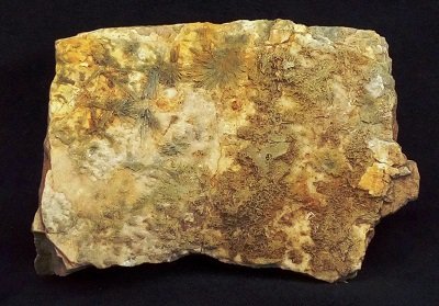 Epidota
75x60x45 mm
(Autor: Luis Ramón Coves)