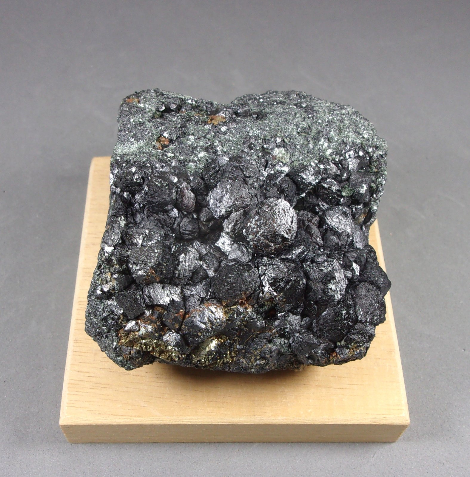 Magnetita
7 x 6,7 x 4,6 cm.
(Autor: J. G. Alcolea)