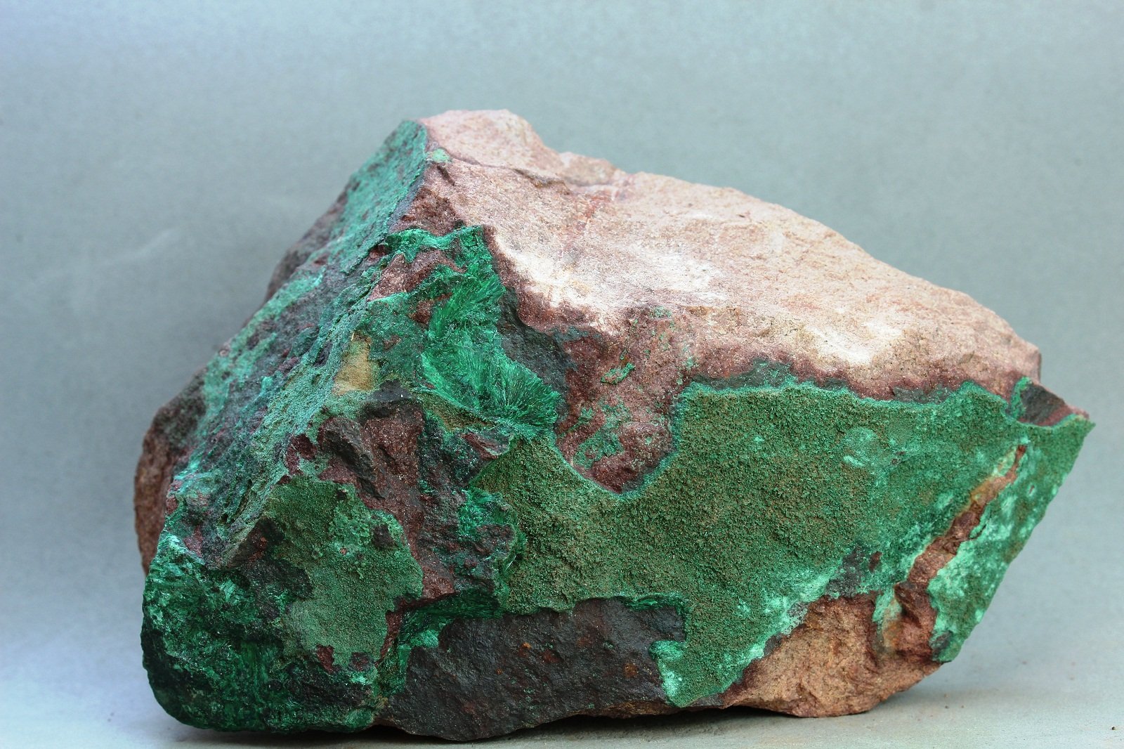 Malaquita
150x75 mm
(Autor: Juan Espino)