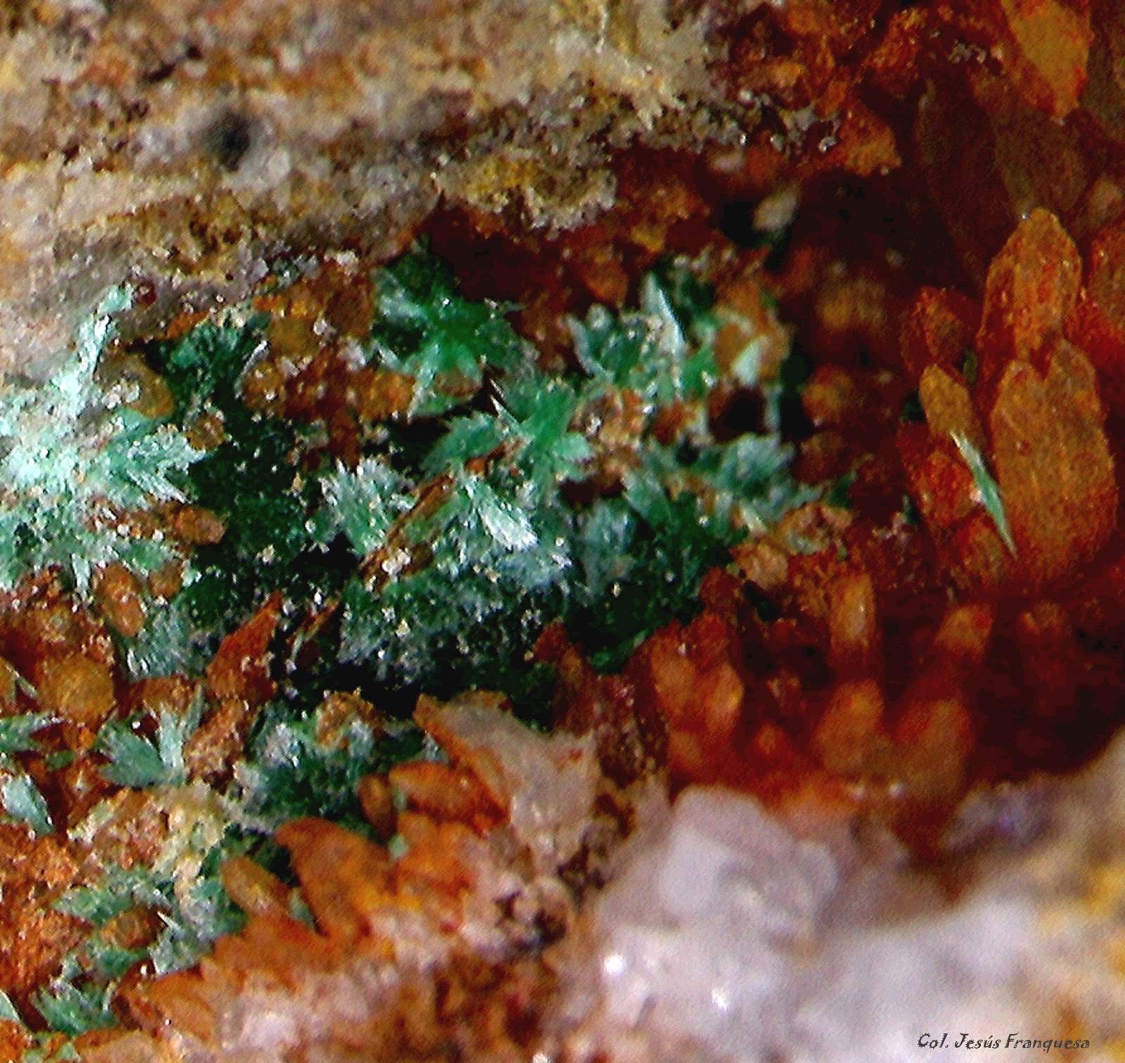Malaquita y Cuarzo.
3´723 x 3´107 mm.
(Autor: Jesus Franquesa Baucells)