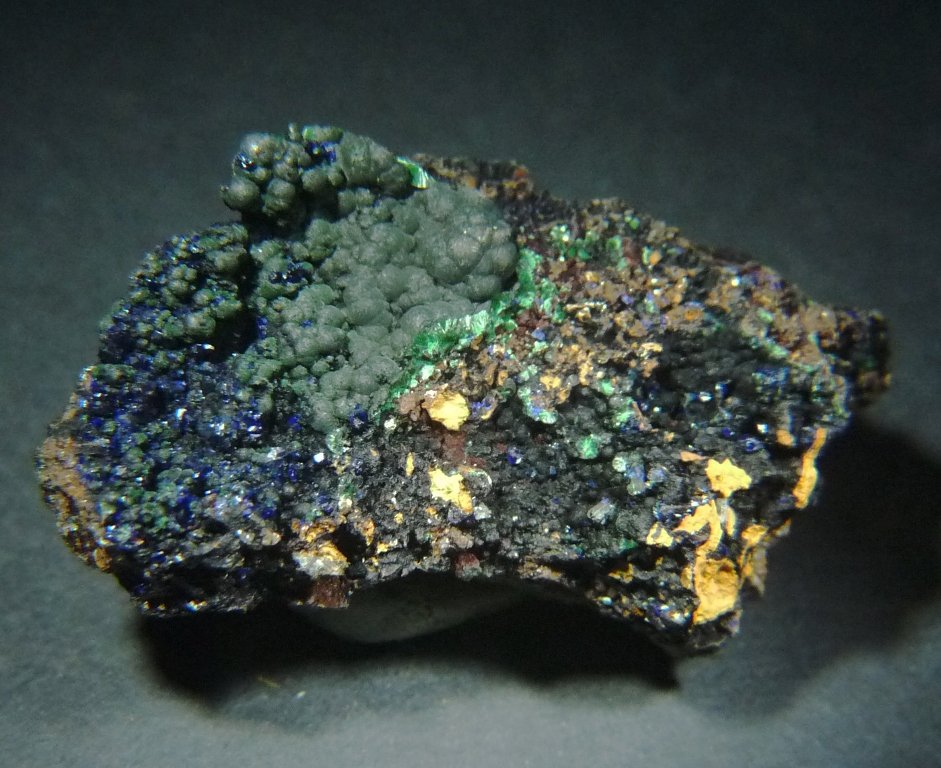 Malaquita y Azurita.
35x20 mm.
(Autor: Jesus Franquesa Baucells)