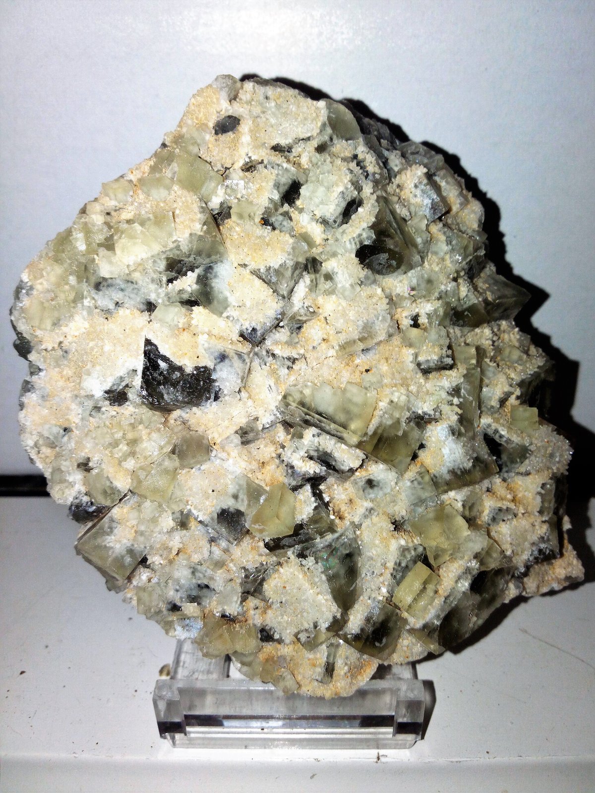 Fluorita, Cuarzo
9x8,5 cm.
(Autor: Adri Rodríguez)
