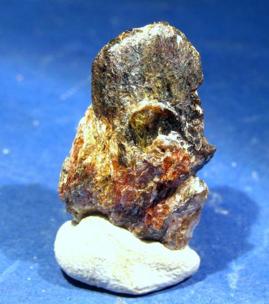 Casiterita
Cristal de 3 cm. aproximadamente
(Autor: Calita)