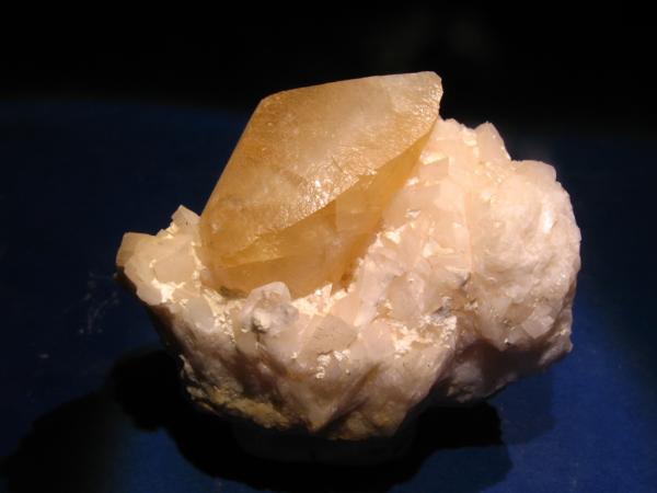 Calcita, Dolomita
Cristal de 3'5 cm.
(Autor: Calita)