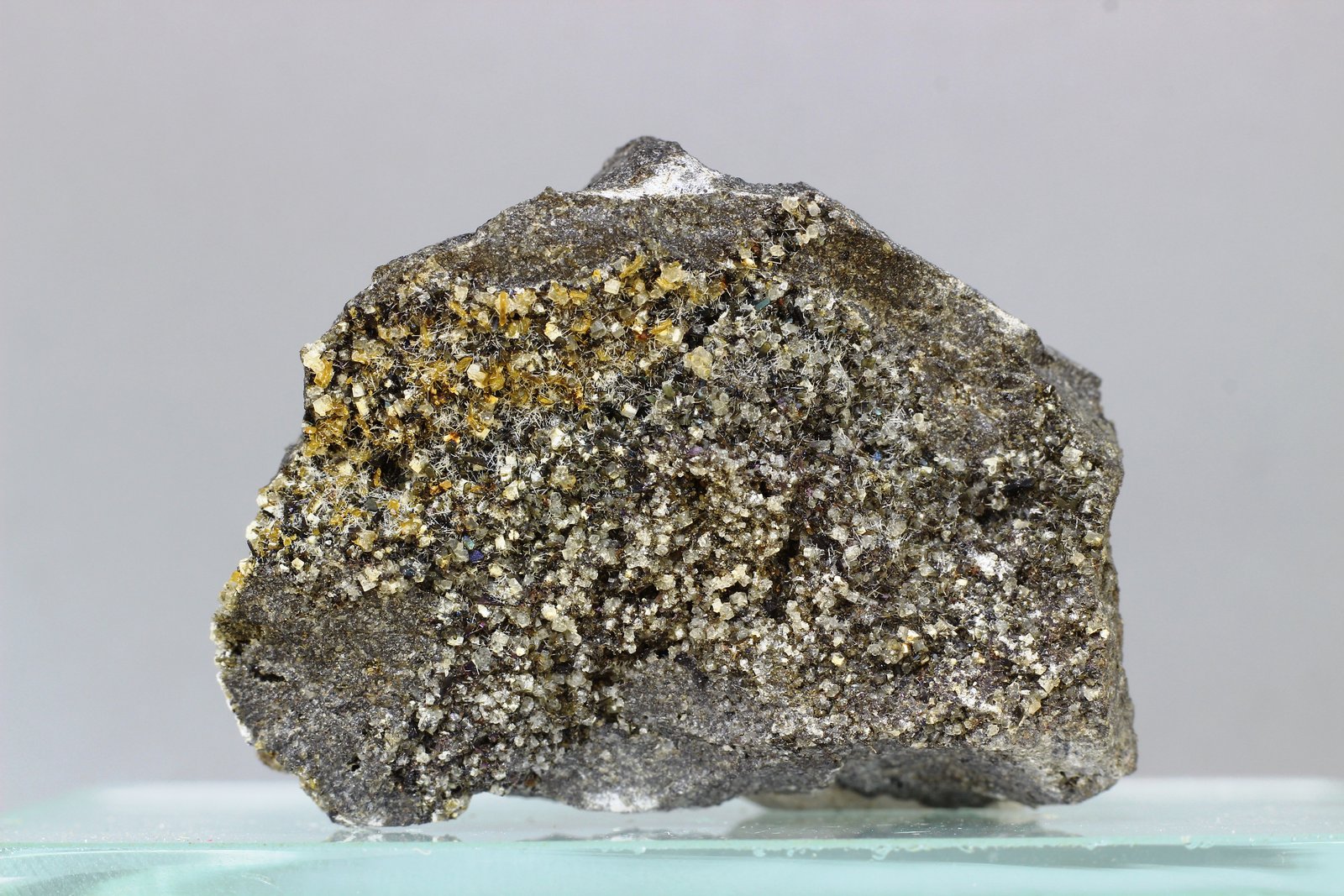Melilita
35x30 mm
(Autor: Juan Espino)