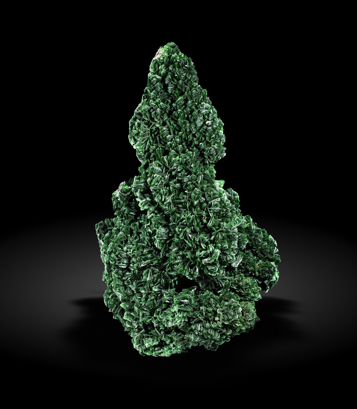 Metatorbernita
17 x 12 x 26 cm / cristal principal: 1.3 cm
(Autor: Museo MIM)