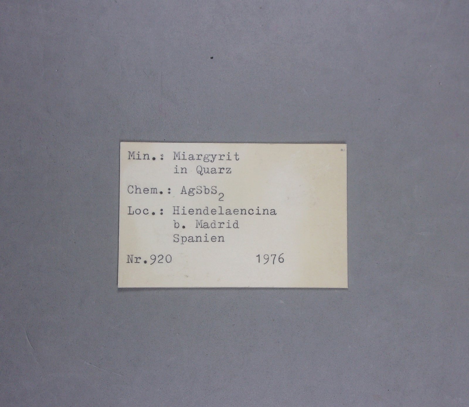 _Miargirita [Miargyrite], etiqueta
(Autor: J. G. Alcolea)