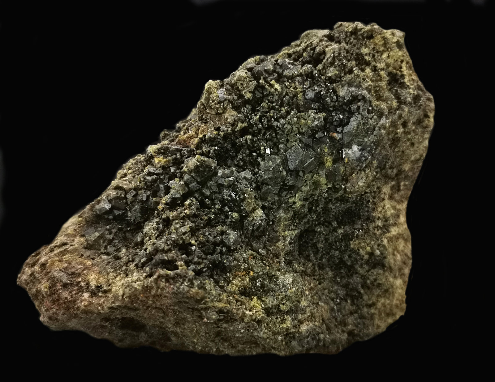 Grossularia (Grupo Granate)
102x77x50mm
(Autor: Antonio Carmona)