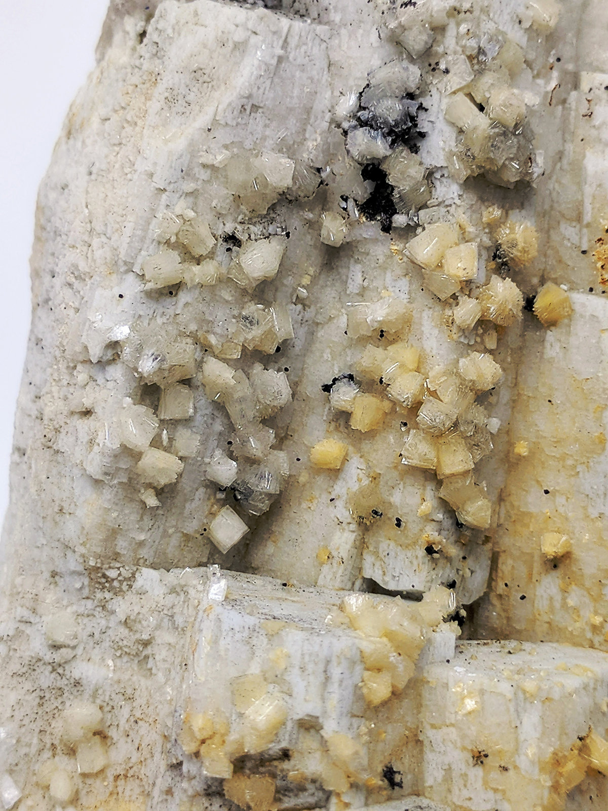 Microclina, Bavenita, Albita
12,1 x 9,0 x 5,8 cm
(Autor: carles)