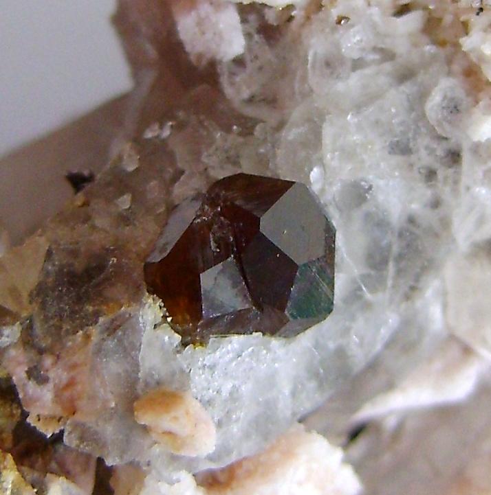 Microclina - Granate - Cuarzo
10x9 cm
(Autor: David Parra Z)